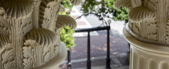 photo of arch and column capitals